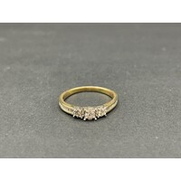 Ladies 9ct Yellow Gold Diamond Ring