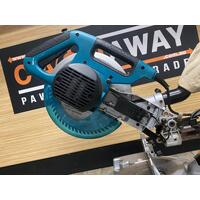 Makita 1430W 255mm Slide Compound Mitre Saw LS1017L Rubberised Soft Grip