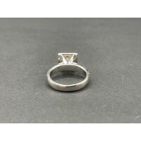 Ladies 18ct White Gold Diamond Ring