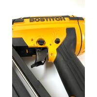 Bostitch 15ga Finish Air SmartPoint Nailer DA1564SP-A 120psi with Case