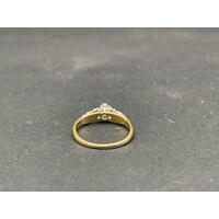 Ladies 18ct Yellow Gold Vintage Design Diamond Ring