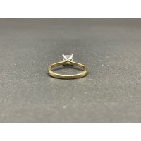 Ladies 9ct Yellow Gold Cubic Zirconia Ring