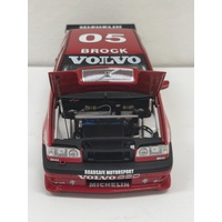 1:18 AUTOart Volvo 850 Australian Super Touring Championship 1996 Peter Brock