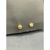 Ladies 18ct Yellow Gold Diamond Stud Earrings