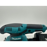 Makita BO3710X 240V 190W Corded Finishing Sander with Sanding Pads and Box