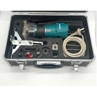 Makita 3709 Corded Laminate Trimmer 230-240V 530W with Case and Accessories