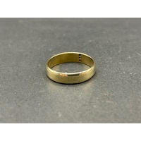 Mens 9ct Yellow Gold Diamond Ring