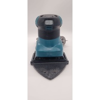 Makita Finishing Sander in Case 1660784 BO4565