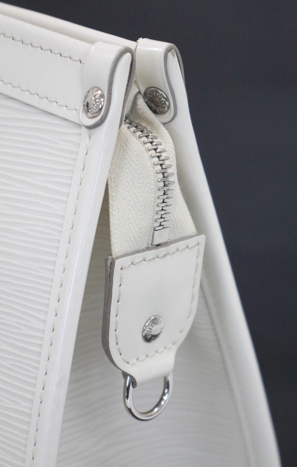 Louis Vuitton White EPI Leather Madeleine GM Bag