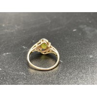 Ladies 9ct Yellow Gold Green Stone & Diamond Ring (Pre-owned)