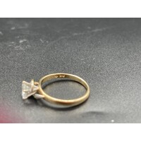 Ladies 9ct Yellow Gold CZ Ring (Pre-Owned)