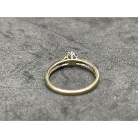 Ladies 9ct Yellow Gold Diamond Ring (Pre-Owned)