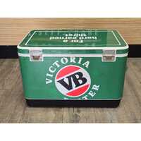 Victoria Bitter 29L Esky Portable Chilling Power Green Finish