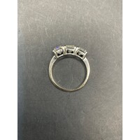 Ladies 14ct White Gold Cubic Zirconia Ring