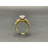 Ladies 14ct Yellow Gold Cubic Zirconia Ring