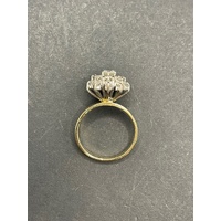 Ladies 18ct Yellow Gold Diamond Cluster Flowerette Ring