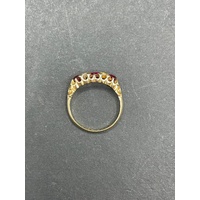 Ladies 18ct Yellow Gold Red Gemstones and CZ Ring