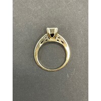 Ladies 9ct Yellow Gold Diamond Ring