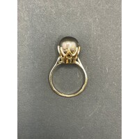 Ladies 9ct Yellow Gold Black Pearl Ring