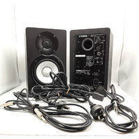 Yamaha HS5 45W Powered Studio Pair Monitor Speakers and Power Cables