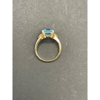 Ladies 18ct Yellow Gold Blue Gemstones and Diamonds Ring