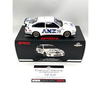 Biante 1:18 Ford Sierra RS500 1989 Inter-tec 500 Winner Moffat Niedzwiedz