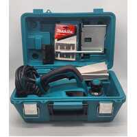 Makita KP0800 82mm Electric Corded Planer 230-240V 2.7A 50-60Hz 620W with Case