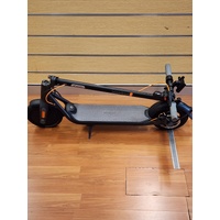 Segway Ninebot F30 Electric Kick Scooter Dark Grey Speed 25km/h 120kg Capacity