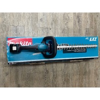 Makita 18V Cordless Hedge Trimmer 500mm DUH507Z with 3.0Ah Battery and Charger