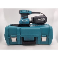 Makita Finishing Sander in Case 1660784 BO4565