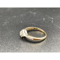 Ladies 9ct Yellow Gold Diamond Ring (Pre-Owned)