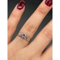 Ladies 9ct Yellow Gold Purple Gemstone Ring (Pre-Owned)