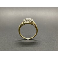 Ladies 18ct Yellow Gold Diamond Cluster Ring