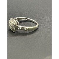 Ladies 9ct White Gold Diamond Ring