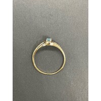 Ladies 9ct Yellow Gold Blue Gemstone and Diamond Chip Ring