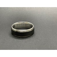 Mens 9ct White Gold and Black Metal Wedder Ring