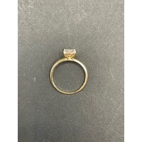 Ladies 14ct Yellow Gold Cubic Zirconia Stone Ring