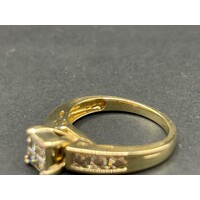 Ladies 9ct Yellow Gold Diamond Ring