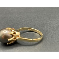 Ladies 9ct Yellow Gold Black Pearl Ring