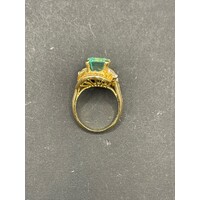 Ladies 18ct Yellow Gold Columbian Emerald and Diamond Ring