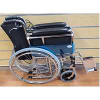 Skiiddii Portable Folding Wheelchair 110kg Capacity Lightweight Mobility Aid