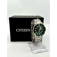 Citizen Promaster Automatic Divers Watch 200m Black Dial Titanium Bracelet