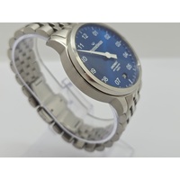 MeisterSinger Unomat UN918 Anti Magnetic 300m Blue Dial 43mm Divers Watch