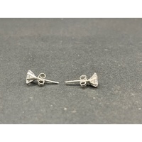 Ladies 18ct White Gold Cubic Zirconia Stud Earrings