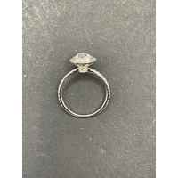 Ladies 18ct White Gold Pear Shape Diamond Ring