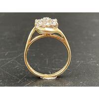 Ladies 9ct Yellow Gold Cubic Zirconia Flower Design Ring Fine Jewellery