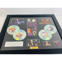 Pink Limited Edition #77/499 10 Photos Framed Memorabilia with COA (Pre-owned)