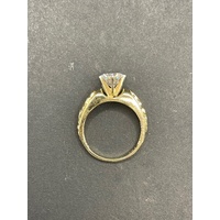 Ladies 14ct Yellow Gold Cubic Zirconia Ring