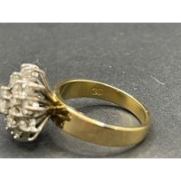 Ladies 18ct Yellow Gold Diamond Cluster Flowerette Ring