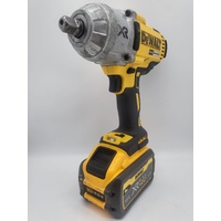 DeWalt DCF899-XE Impact Wrench Skin with 18V/54V 9.0Ah Flex Volt Battery Pack